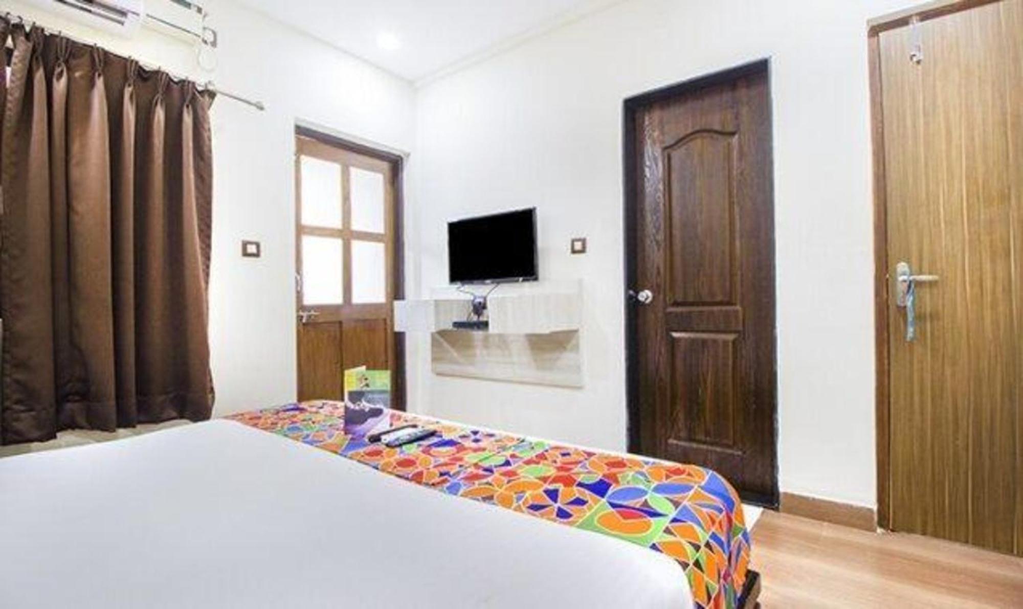 Fabexpress Orchid The Sky Hotel Calangute Bagian luar foto